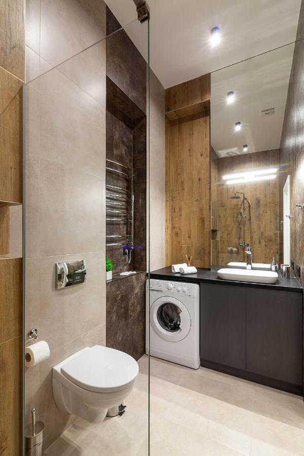 Royal Apartment On Leontovicha 7/2 Lviv Exterior photo
