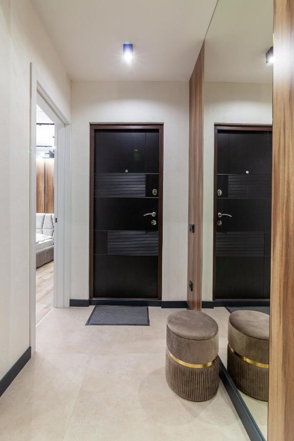 Royal Apartment On Leontovicha 7/2 Lviv Exterior photo